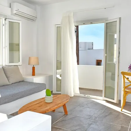Walking Distance Spacious With Balcony - Esencia Naxian Apartamento *