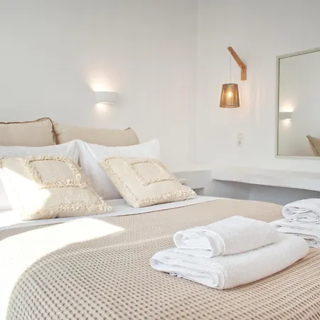 Walking Distance Spacious With Balcony - Esencia Naxian *